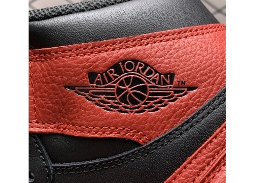  Retro Jordan High HV6674-067 (2025) 1  HV6674-067 OG Bred '85 0414